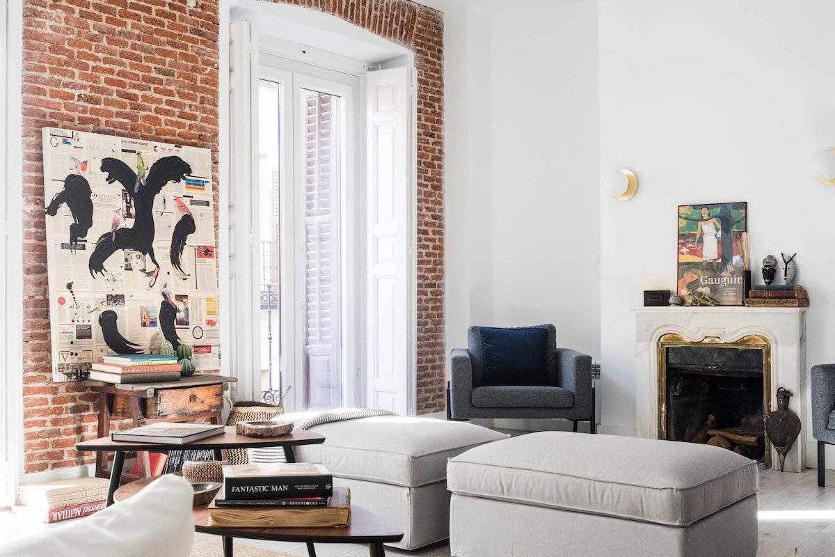 NEW Stunning DESIGN FLAT next to MUSEO del PRADO. gallery image 2