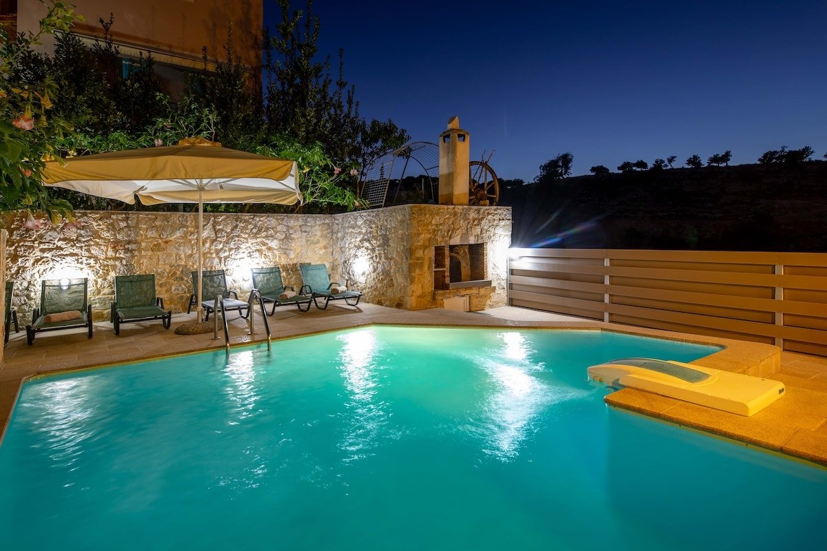 Villa Dafni – Mikra Anogia Villas gallery image 3