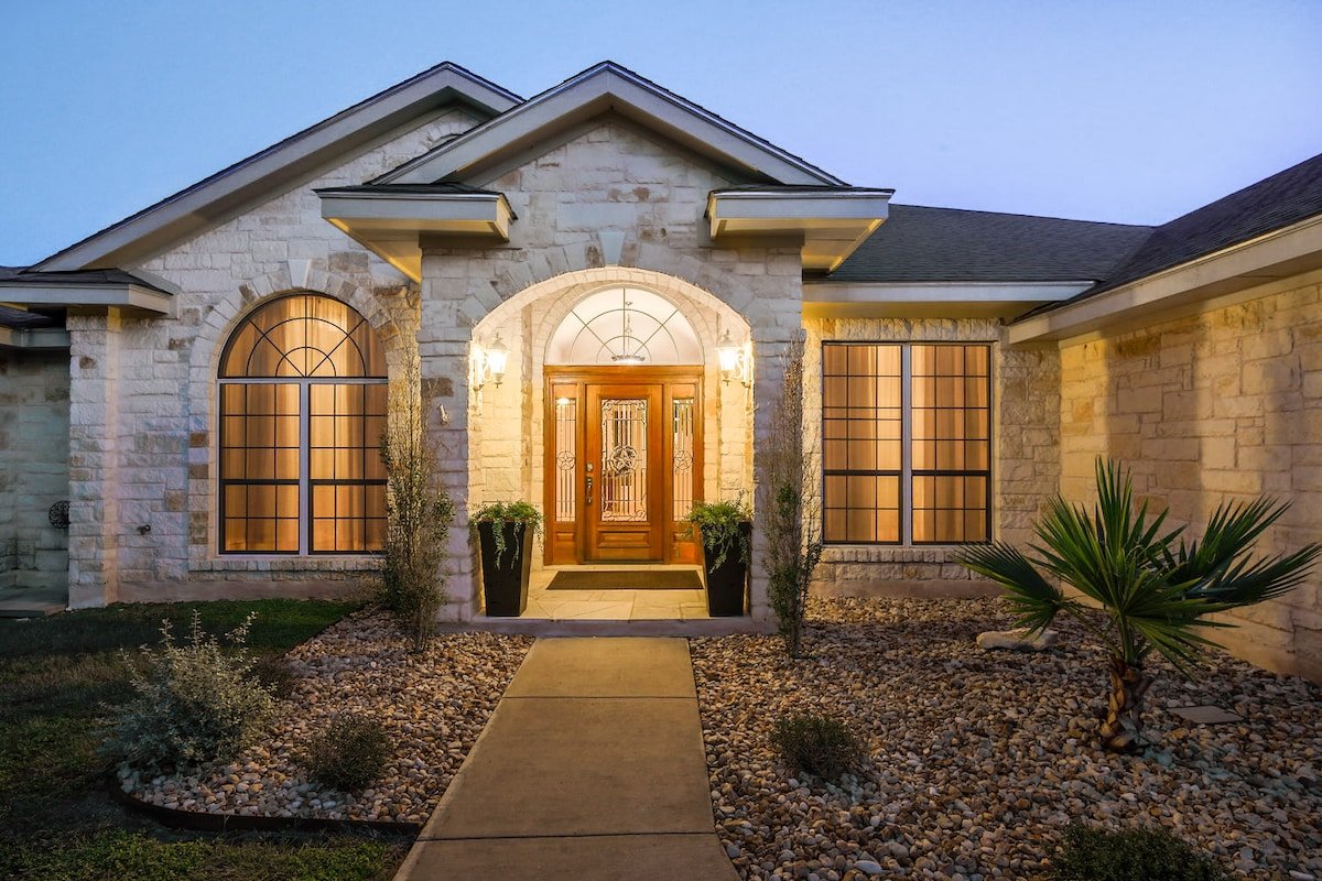 Live Oak Lodge gallery image 4