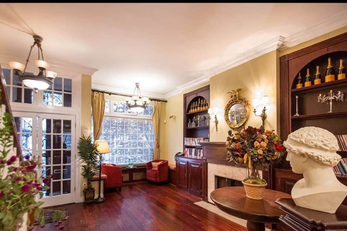 Largest Townhouse in NYC-Steps to Central Park gallery image 3