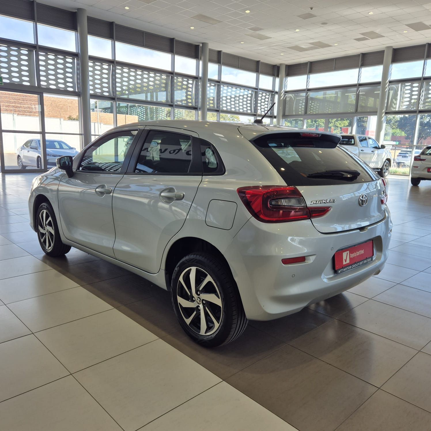 Used car gallery