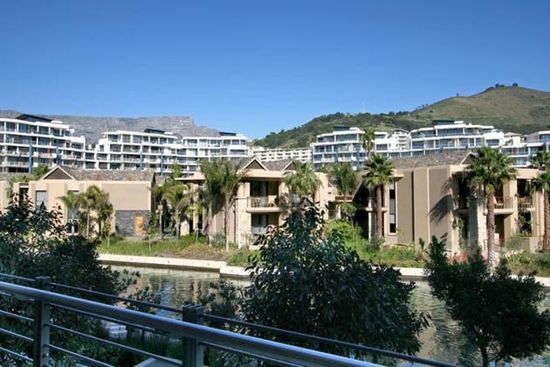 Photo 2 of Pembroke 107 accommodation in V&A Waterfront, Cape Town with 1 bedrooms and 1 bathrooms