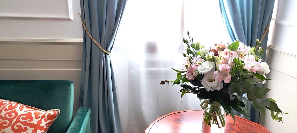 Oliver Twist in Venice gallery image 5