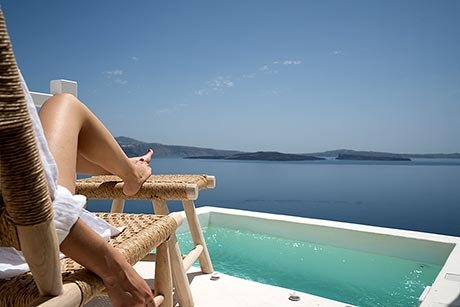 Gala Suites -Volcano View gallery image 3