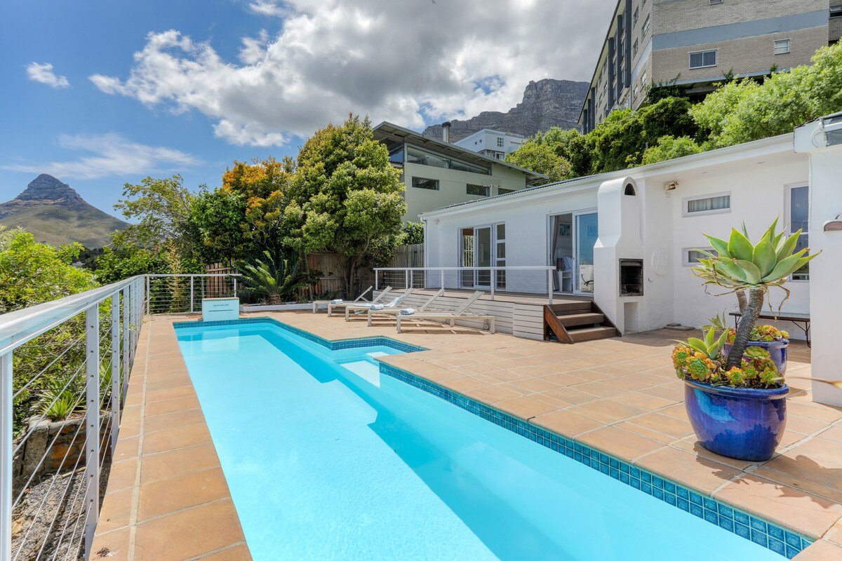 Rontree Camps Bay – Home with Pool & Ocean Views gallery image 3