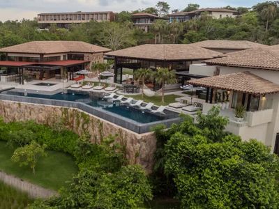 Oceanview Villa | Gym, Pool & Private Chef