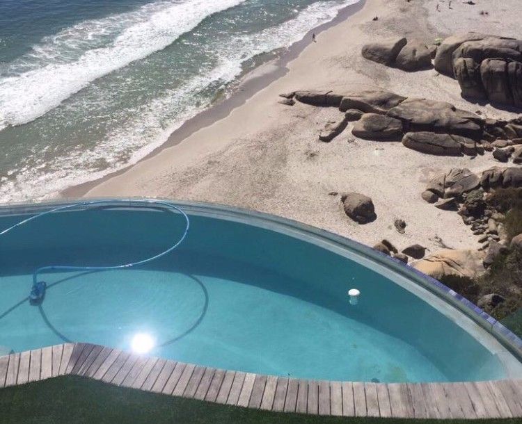 Photo 2 of Beach Music Villa accommodation in Llandudno, Cape Town with 3 bedrooms and 3 bathrooms