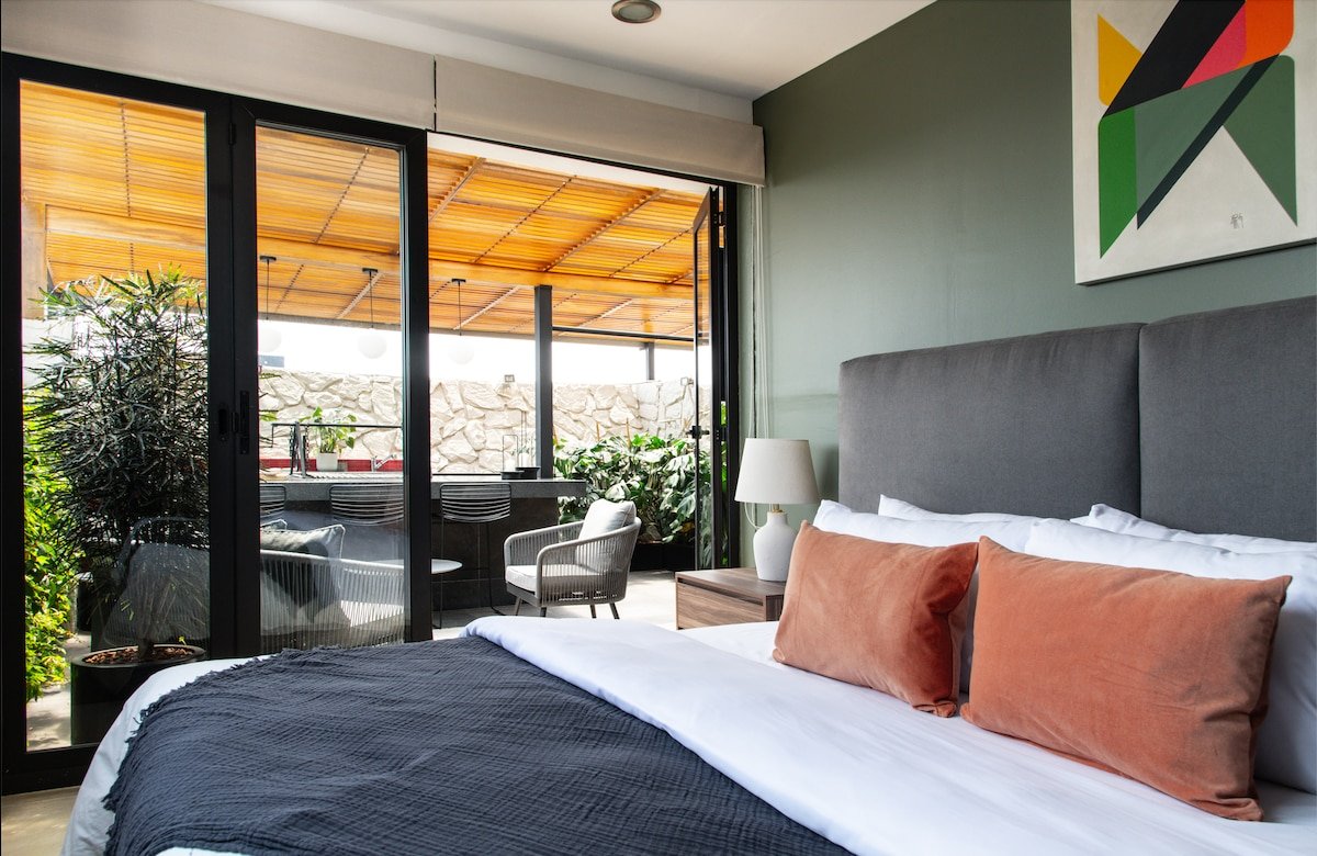 Mr. W | Roma Dreamy PH w/Terrace next to Cibeles gallery image 4