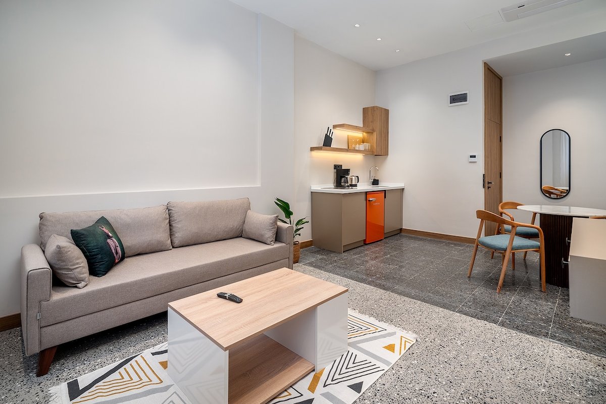 Spacious 2-Bedroom 2-Bathroom Apartment for Groups gallery image 4