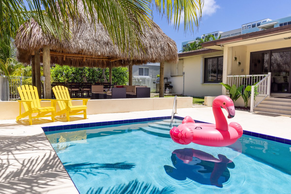 4-min Easy Walk to Beach/Pool/Tiki Canal Boat Dock