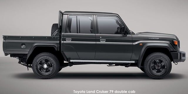 TOYOTA LAND CRUISER 79 2.8 GD-6 P/U D/C A/T - 5 