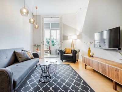 Charming 3 bedrooms Apt in the Heart of the City