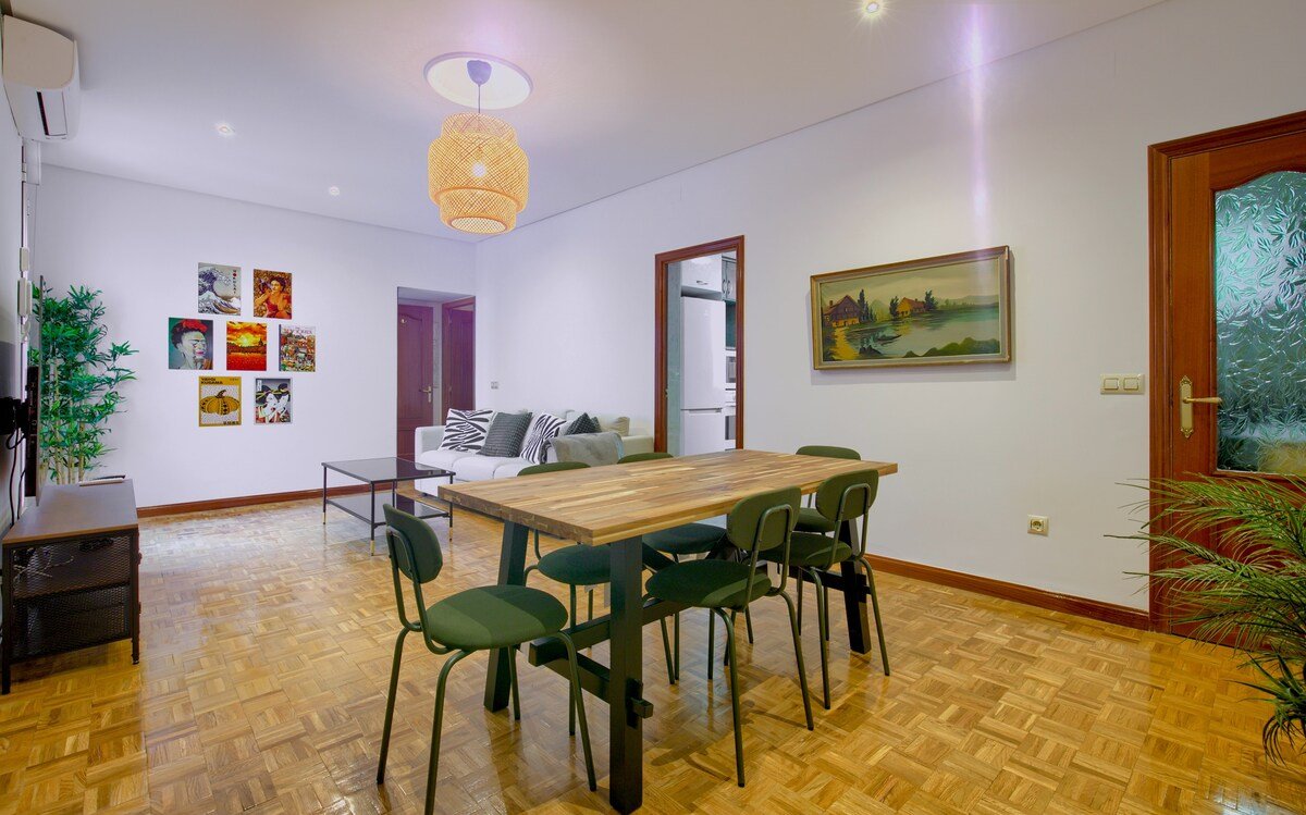120m² 3 Bedroom, 4 Balcony gem, 10Gigabit wifi gallery image 3