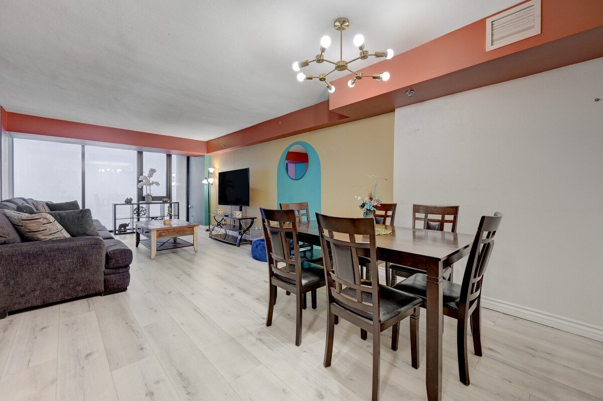 Penthouse Strip Views! Bellagio & Cosmo – 2Bd/2Ba gallery image 5