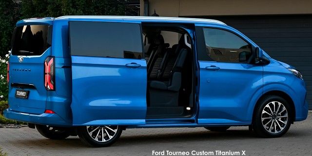 FORD TOURNEO CUSTOM 2.0D TITANIUM X A/T - 61 