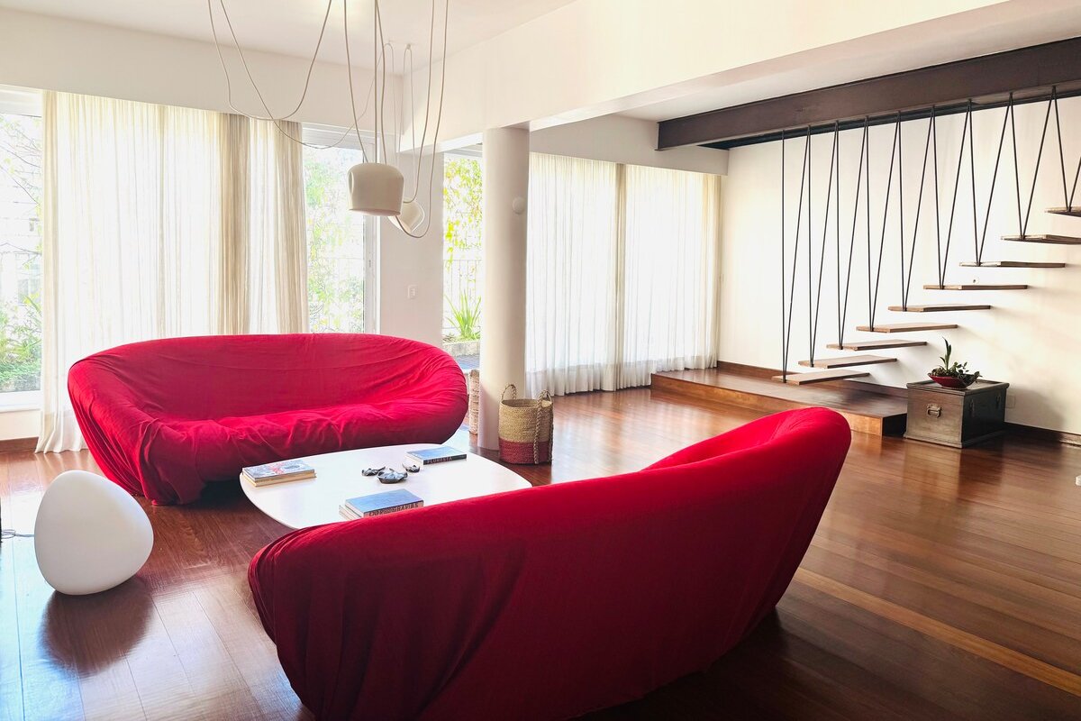 Spacious 180 m² Apt – luxury, comfort & design gallery image 2