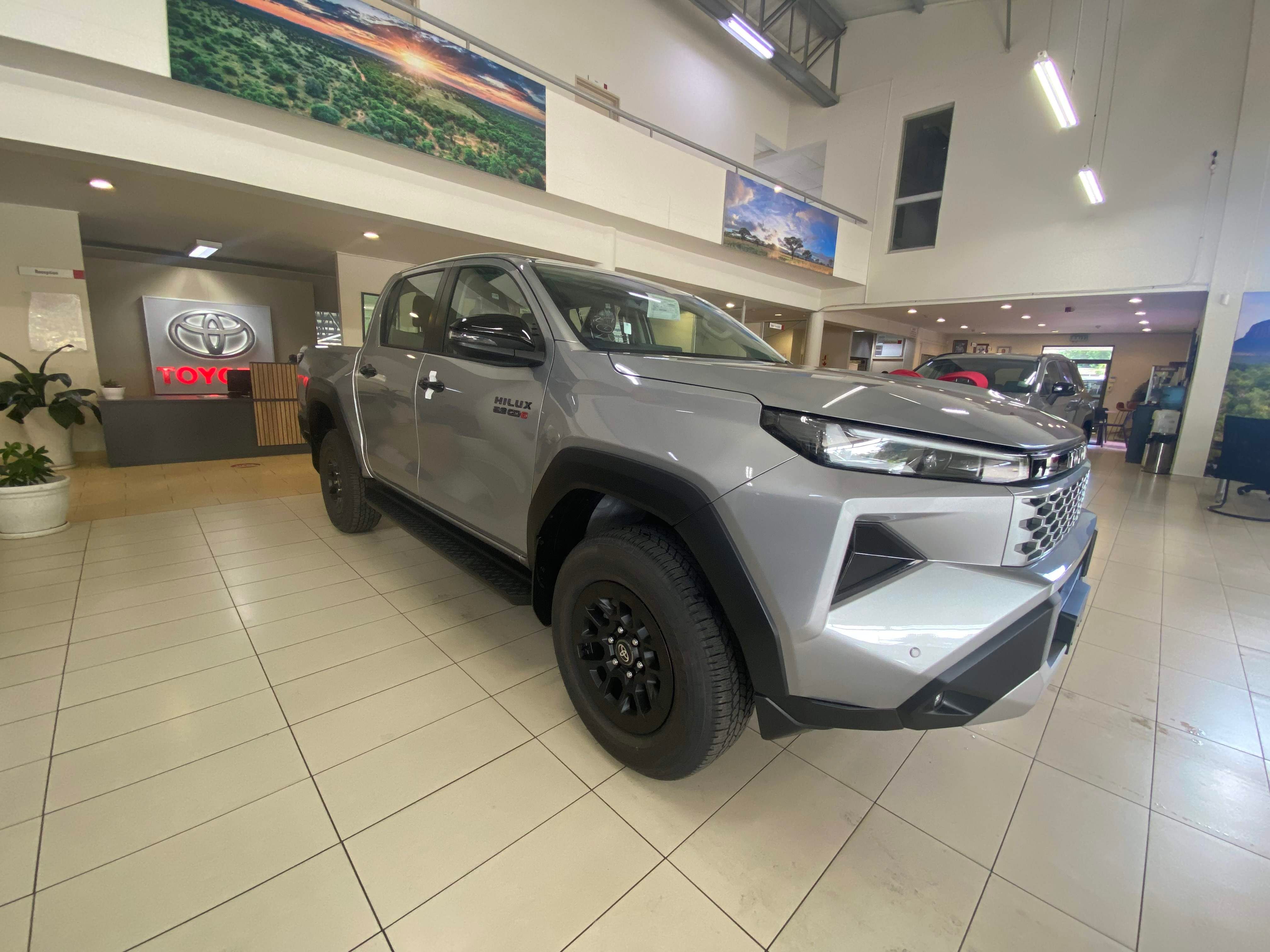 TOYOTA HILUX 2.8 GD-6 RAIDER 4X4 A T P U D C for Sale in South Africa