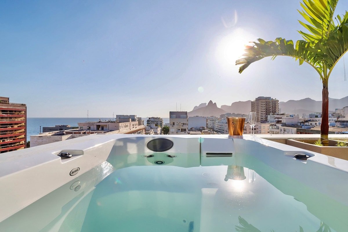 Luxury Penthouse in Arpoador with two jacuzzis gallery image 3