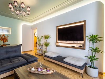 Periklis luxury apartment