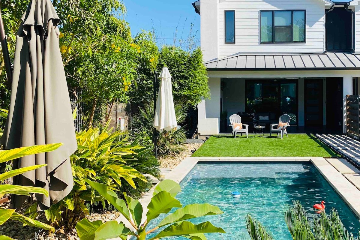 Hip Eastside Oasis w/ Private Pool gallery image 2