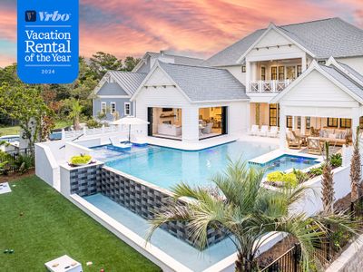 Resort Like Paradise-Steps to Beach! Award Winning