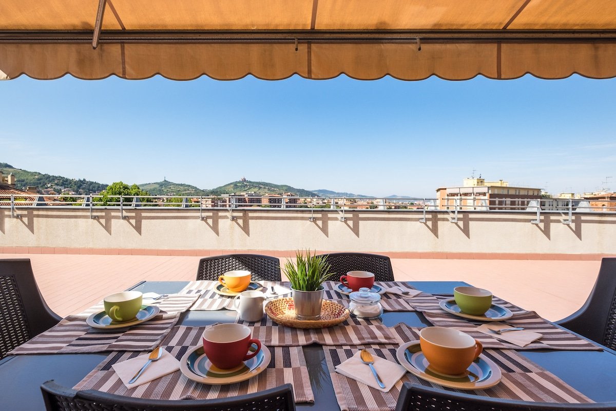 Ermanno’s rooftop gallery image 2