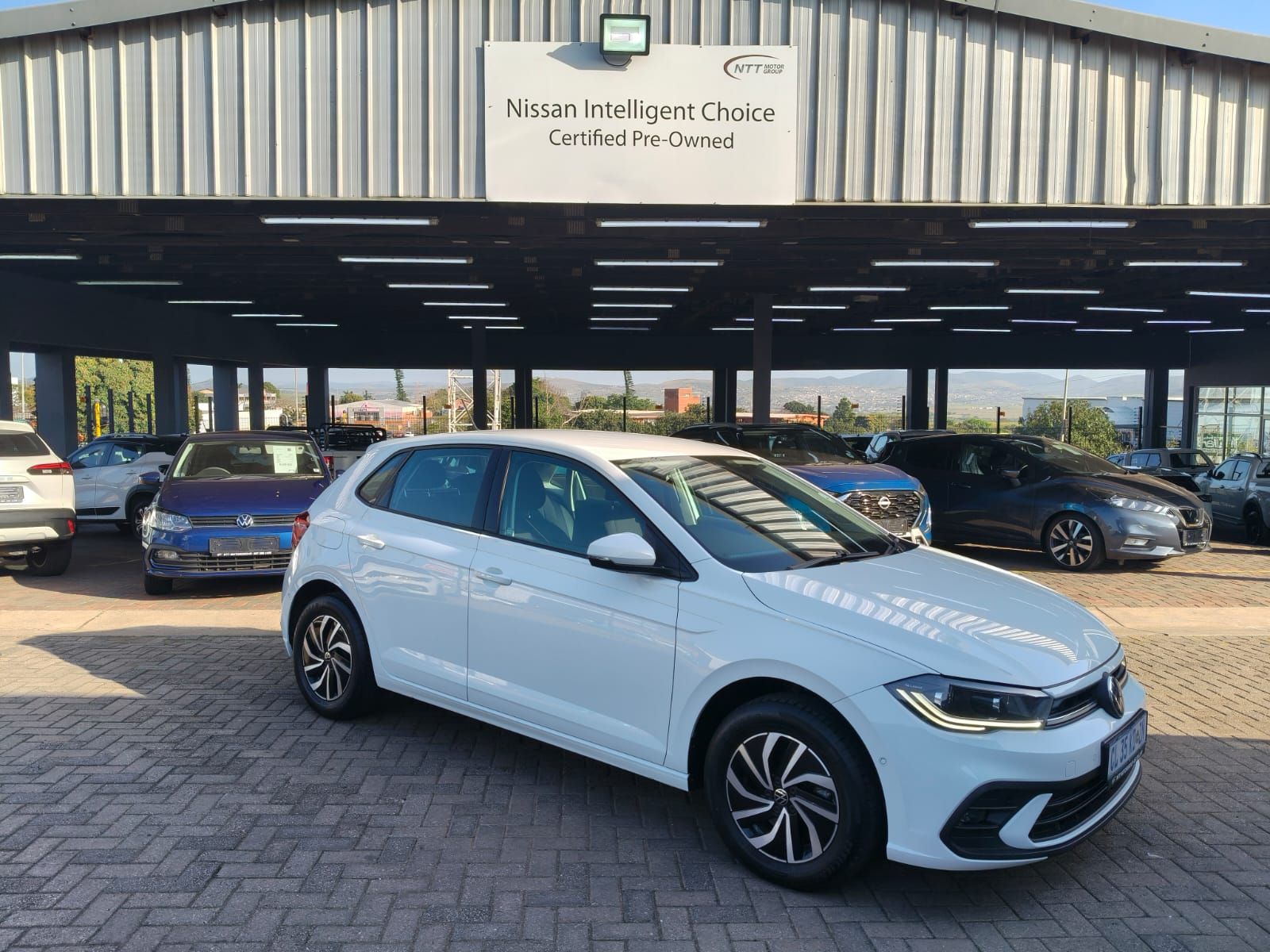 VOLKSWAGEN POLO 1.0 TSI LIFE DSG for Sale in South Africa
