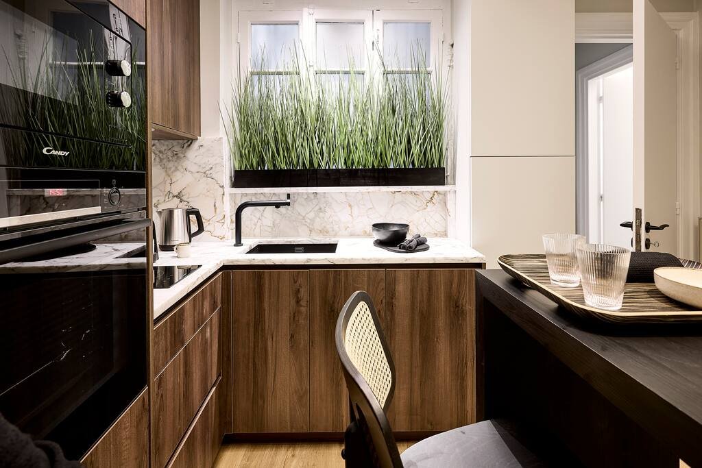 Lime Residences, Syntagma by Aura Homes (Apt C) gallery image 5