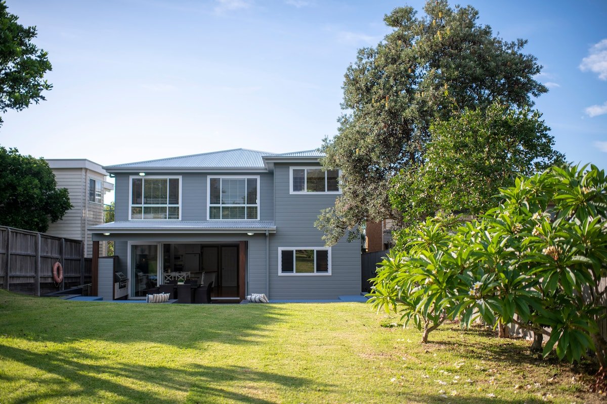 BillyBlue – Big Family, Best Value! Enormous Yard gallery image 2