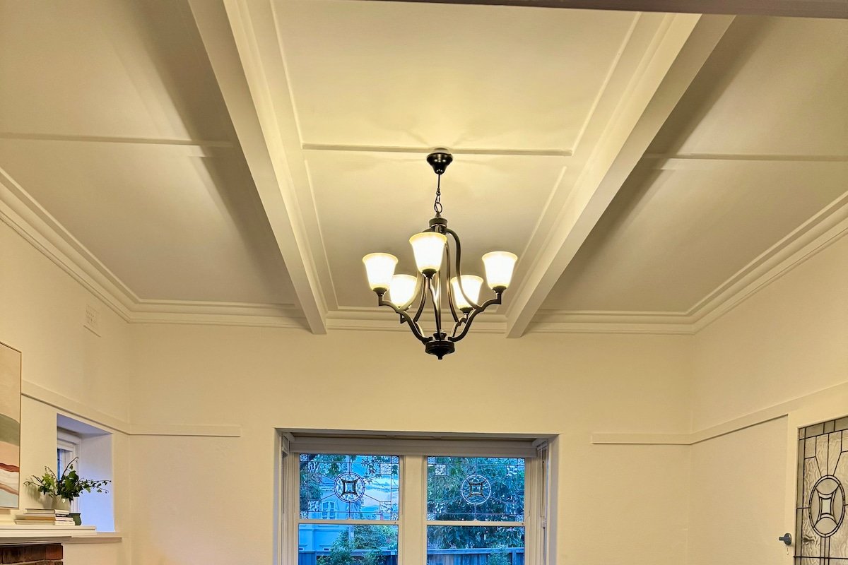 4 bedroom, 2 living, Study, Great yard Malvern Eas gallery image 4