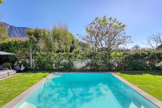 Villa Eyton Photo 10