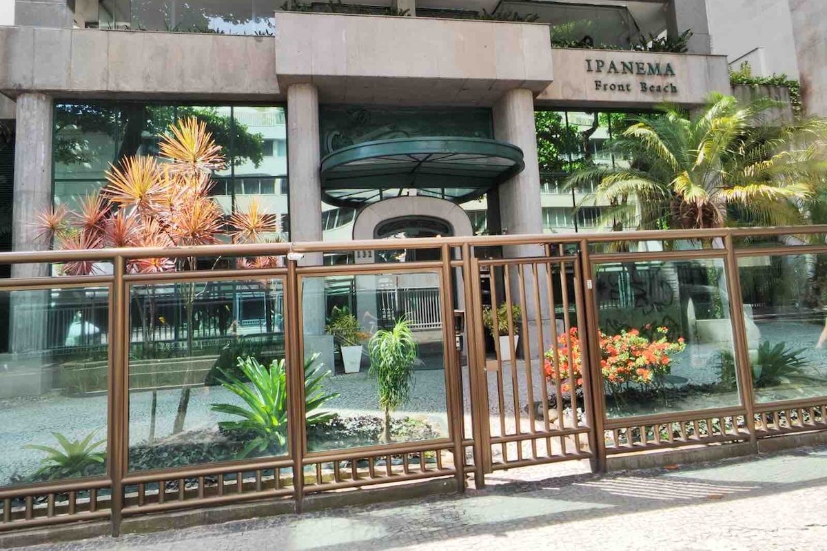 Ipanema Estilo, 2 suítes, praia, piscina, garagem gallery image 4