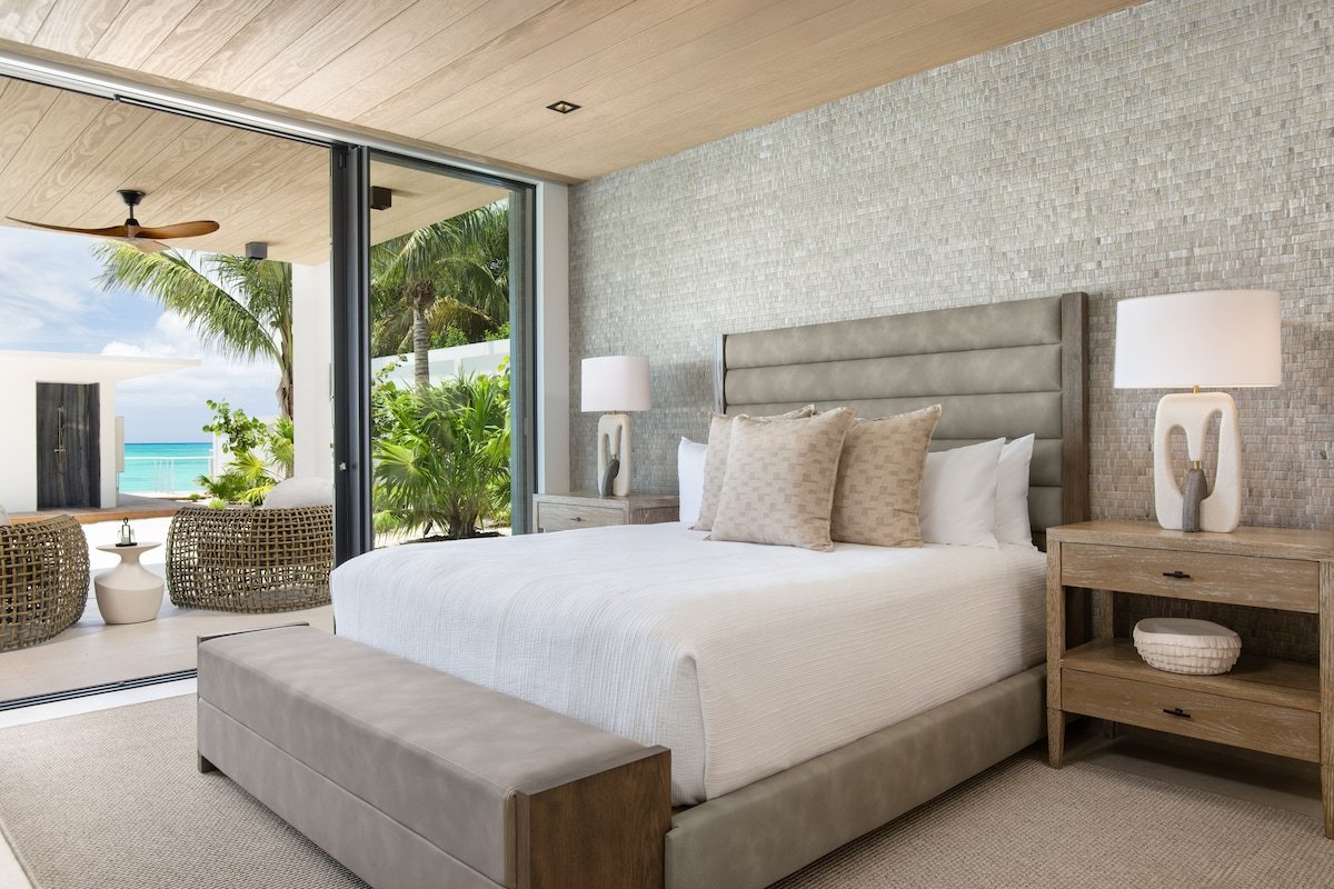 Footprints gallery image 3