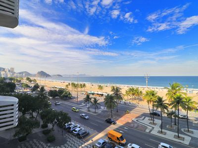 Sea view apartment for up to 14 people