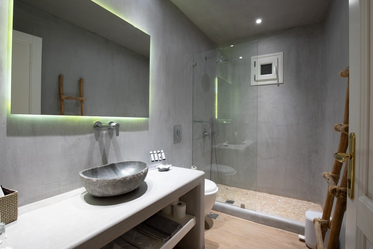 Seethroughmykonos,Superior Suite With Sea View gallery image 5