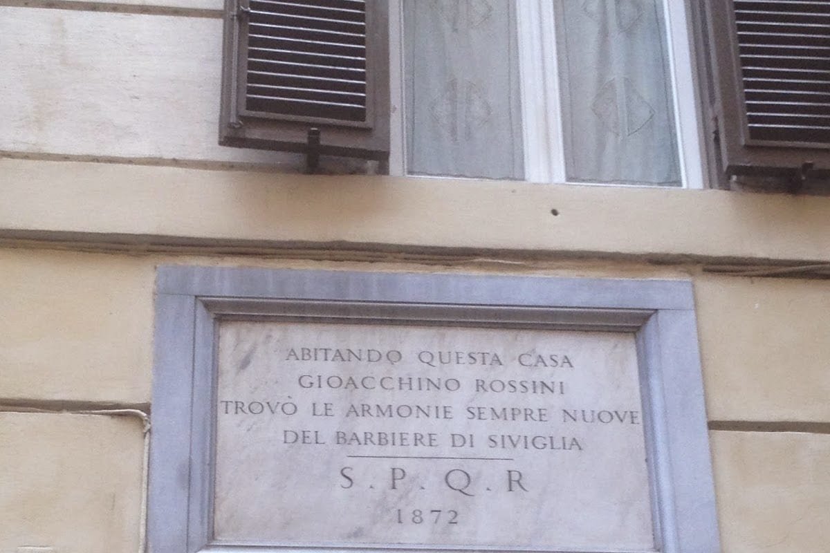 Casa Rossini; a historic house with a modern touch gallery image 3