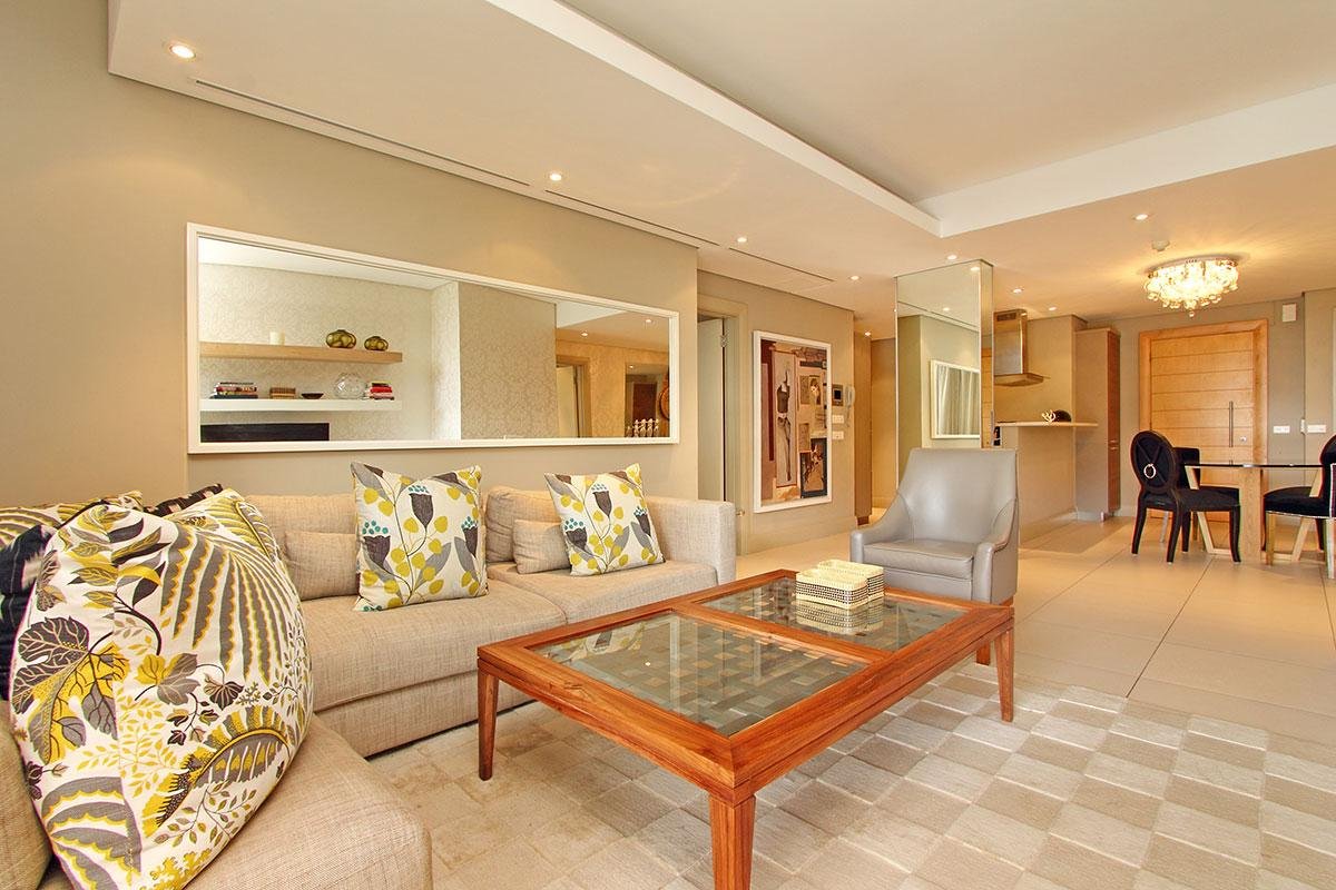 Luxury Villa in Marina Estate V&A Waterfront gallery image 3