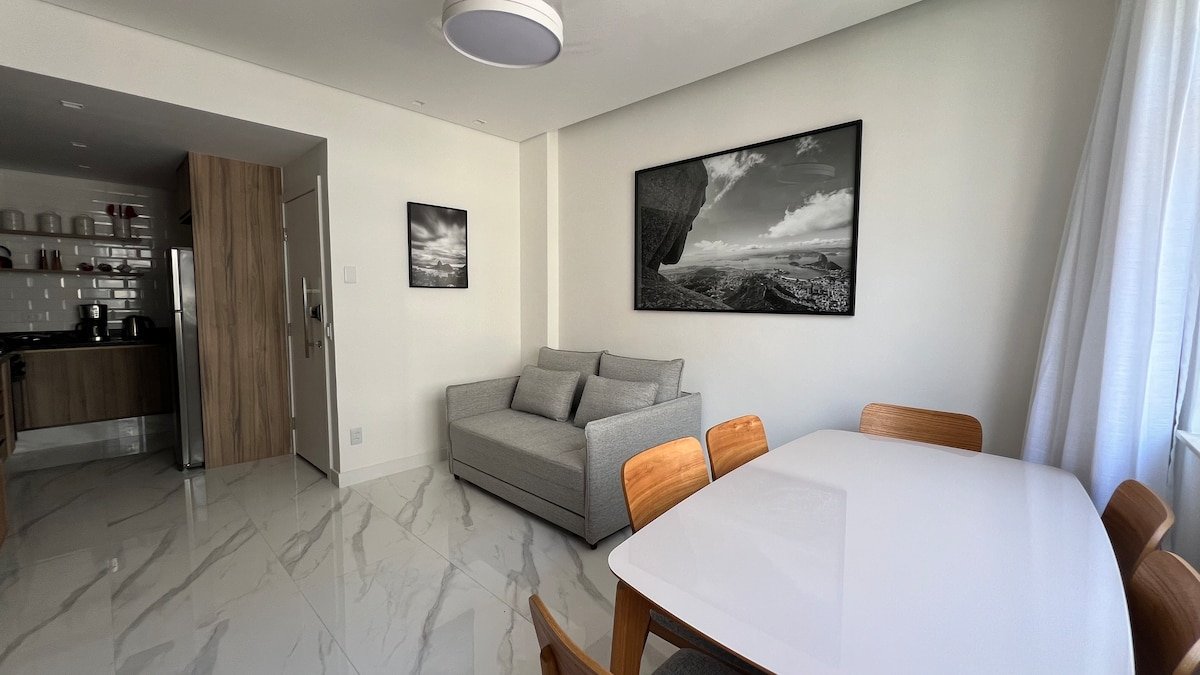 Fm28-Copacabana Petit Palace gallery image 4