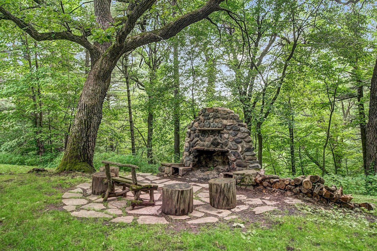 River Haus Where Good Times&Great Memories Happen! gallery image 3