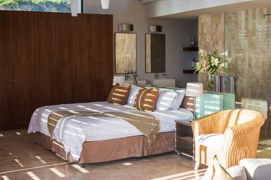 Photo 4 of Glen Beach Villas 4 accommodation in Camps Bay, Cape Town with 4 bedrooms and  bathrooms