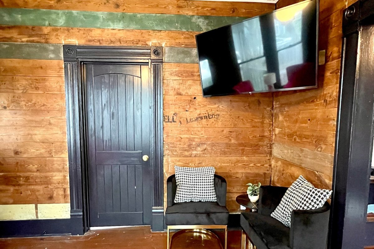 One of a kind. Steps from SoCo! gallery image 3