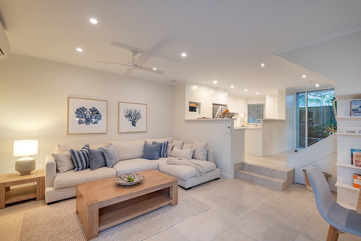 Little Cove Haven: Naousa 4 gallery image 5