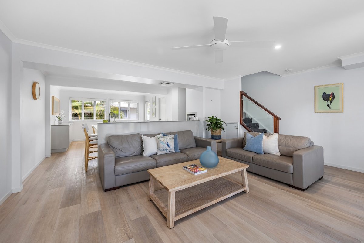 Tropical 3 bedroom Oasis , meters Noosa River gallery image 2