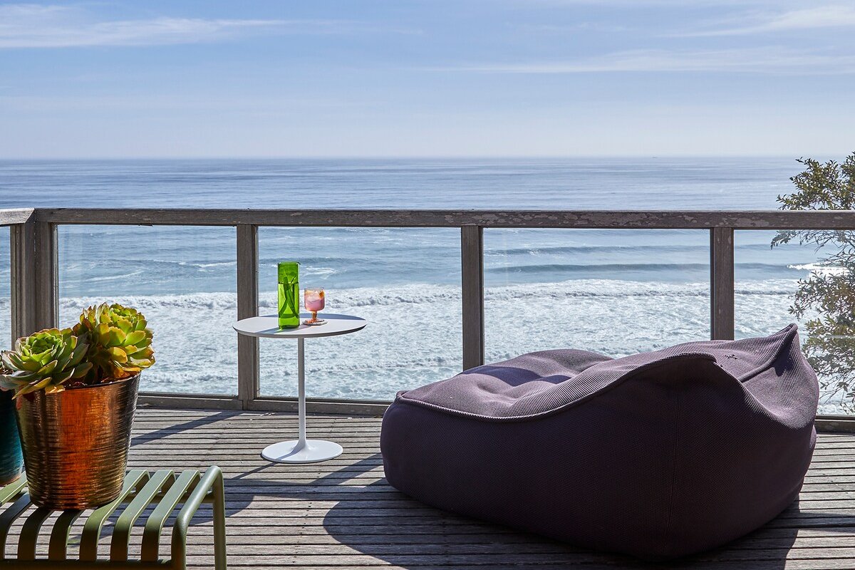 Seaside Mountain Retreat in Misty Cliffs w/ Sauna gallery image 3