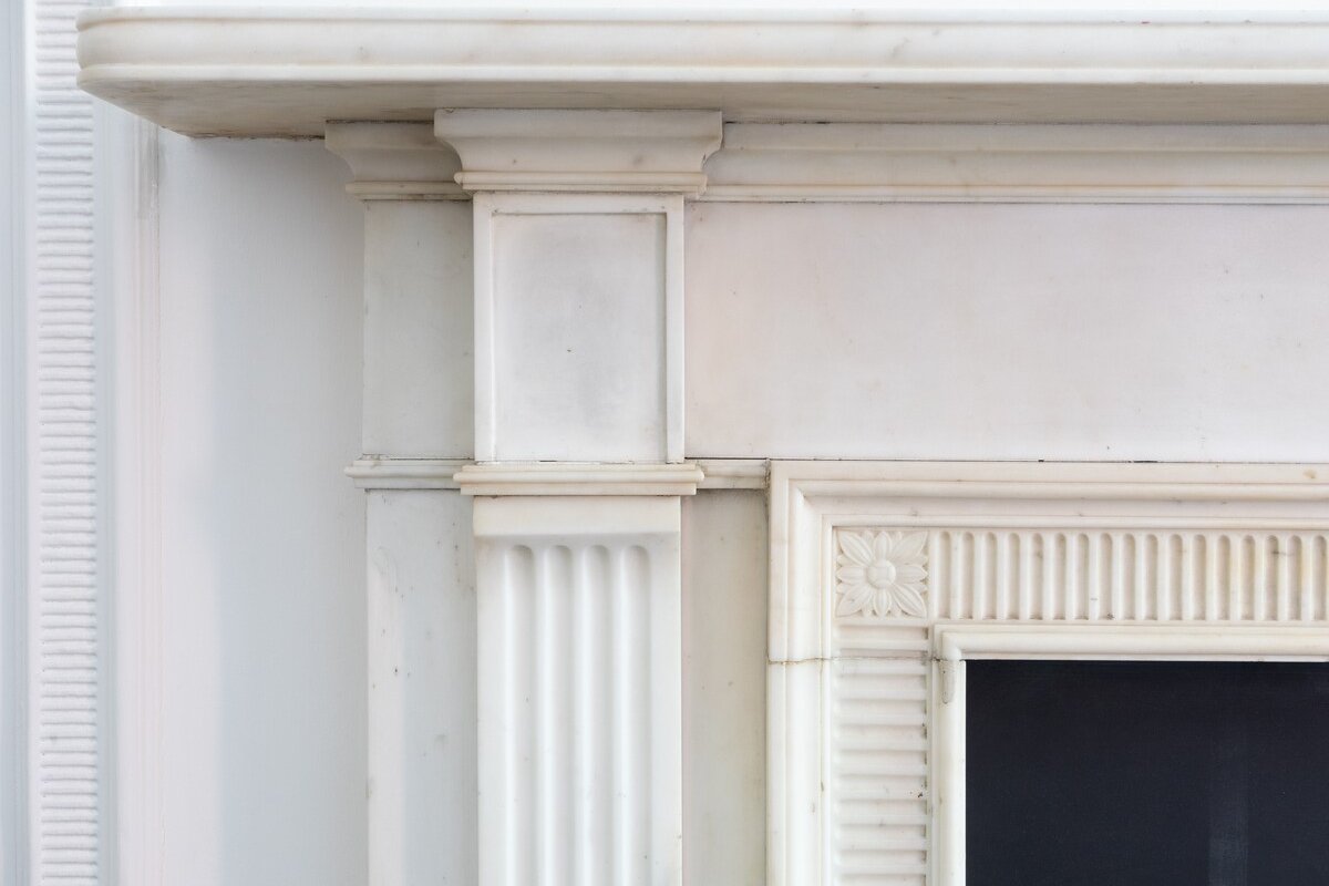 Super Knightsbridge 2 bed Apartment gallery image 5