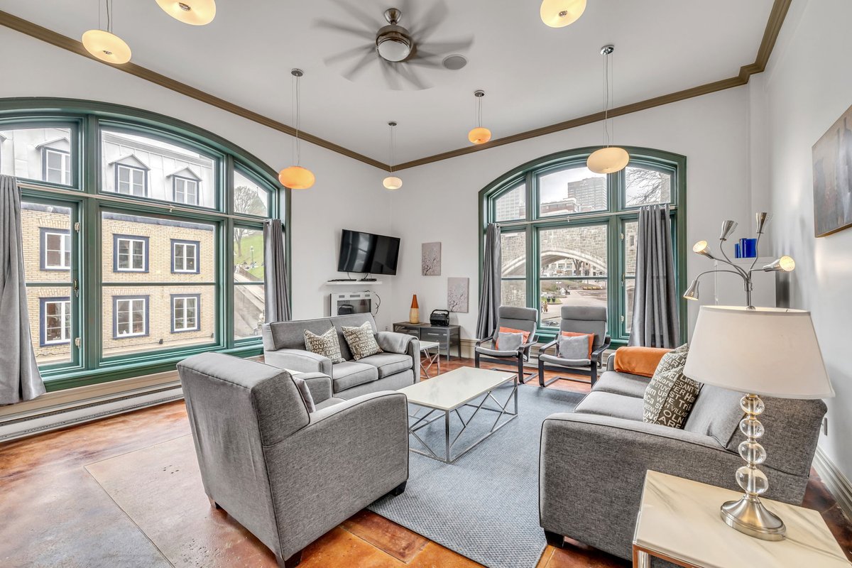 Initial | 1000 St-Jean | Oldcity