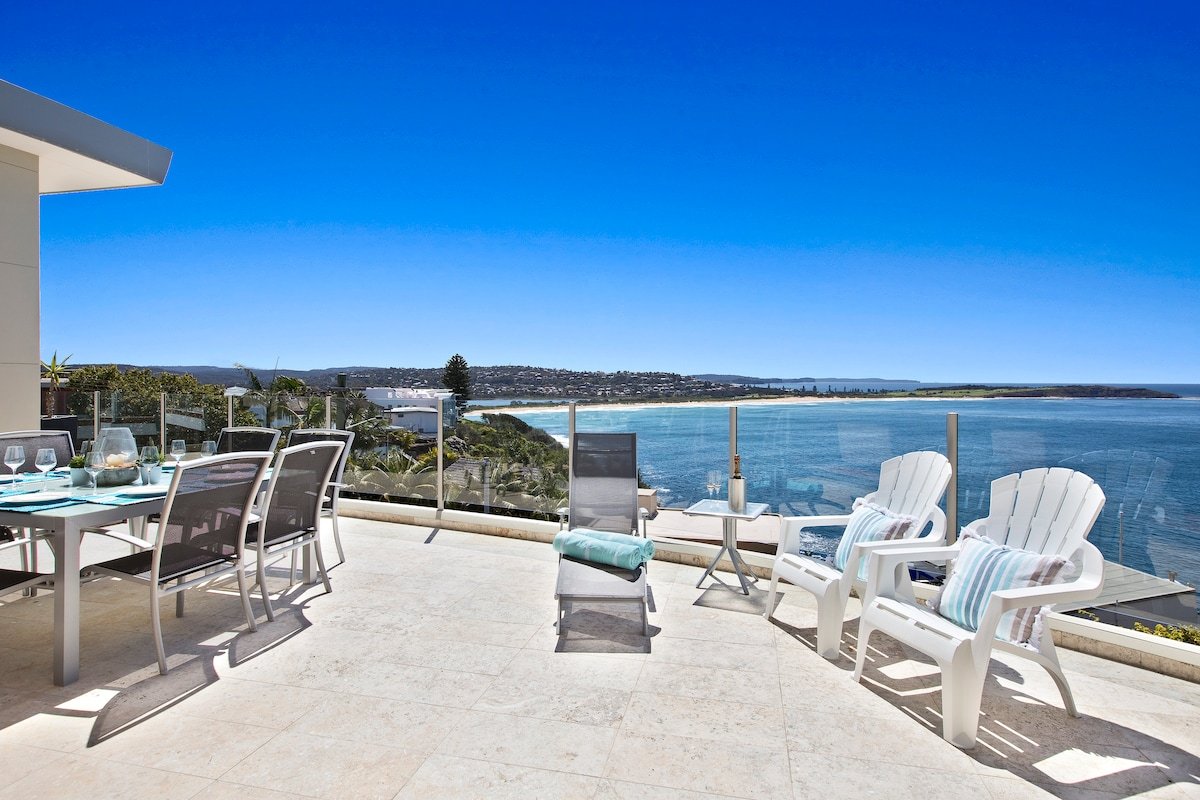 Luxury Oceanview Penthouse Dee Why Beach gallery image 2