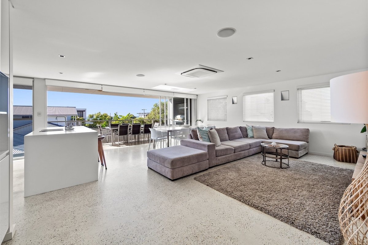 Allure: Easy Beachside Living in Prime Location gallery image 2