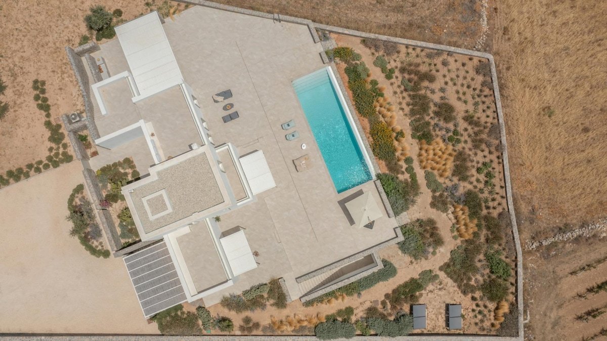 Luxurious Villa Ioli, Paros gallery image 5