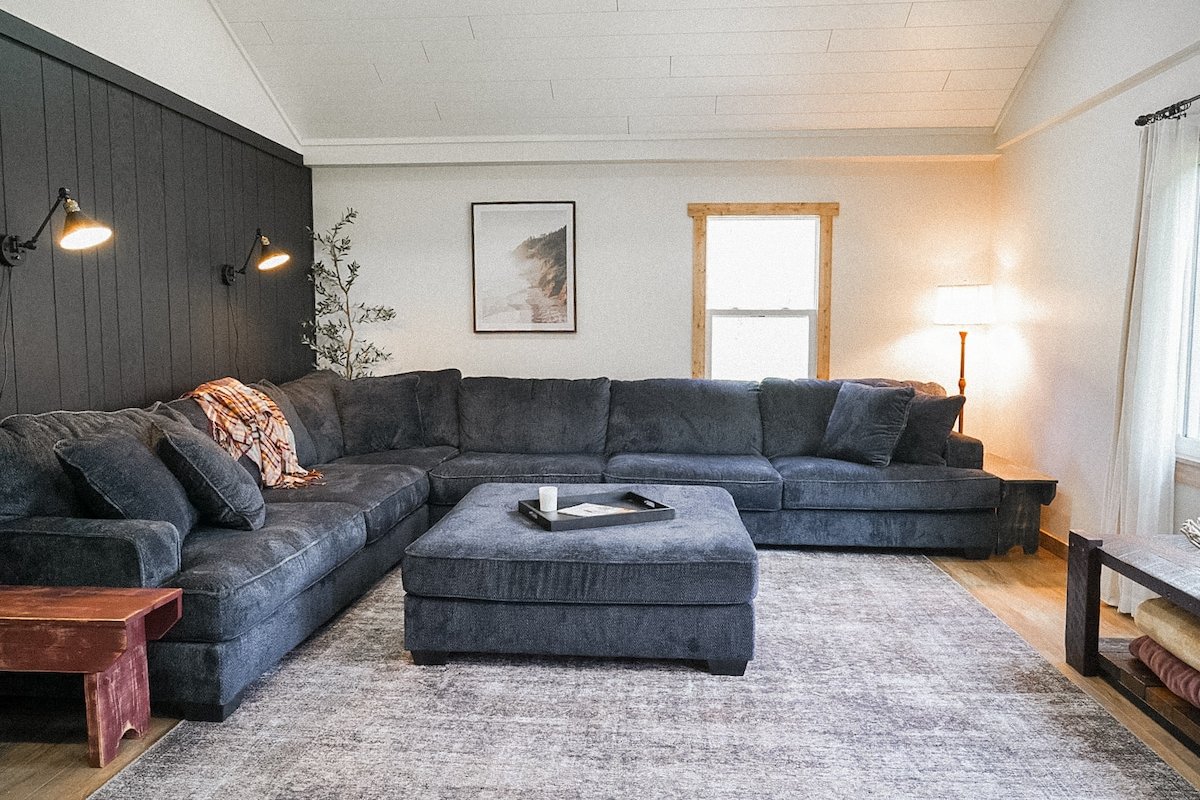 Wild Mountain Retreat gallery image 4